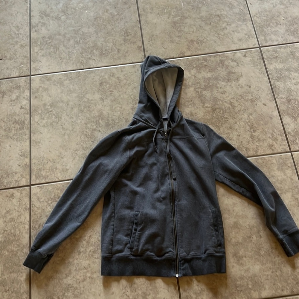 Women’s small gap full zip hoodie.